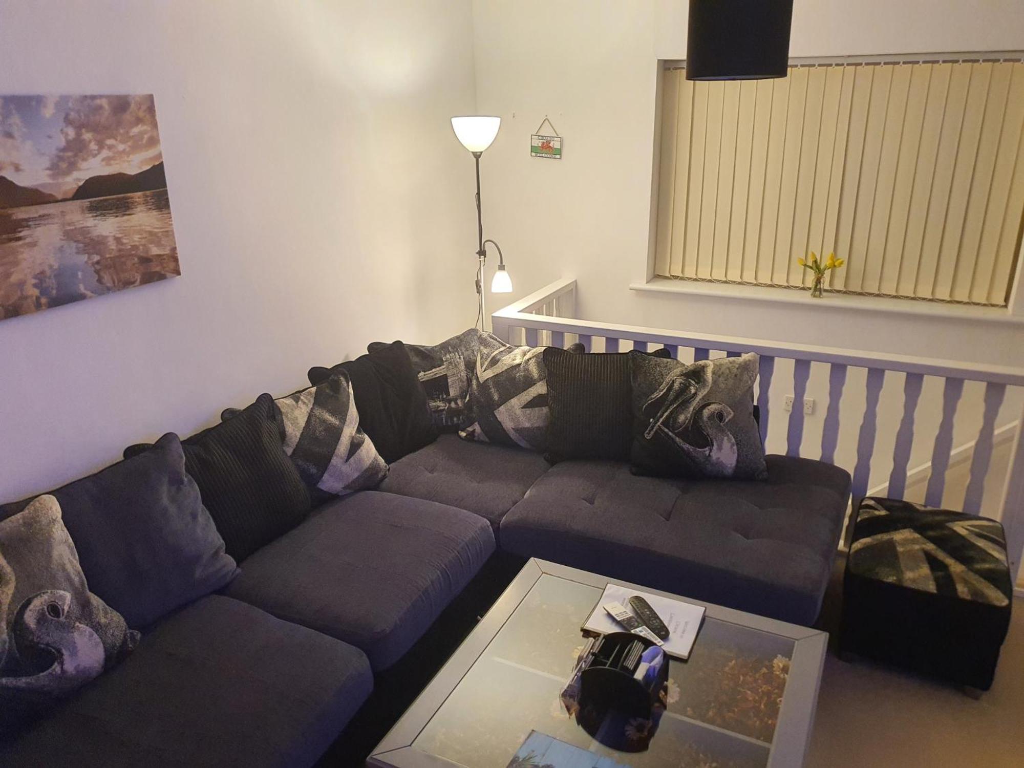 Idyllic 2 Bedroom Self-Contained Upsidedown Annexe Llandrindod Wells Bagian luar foto