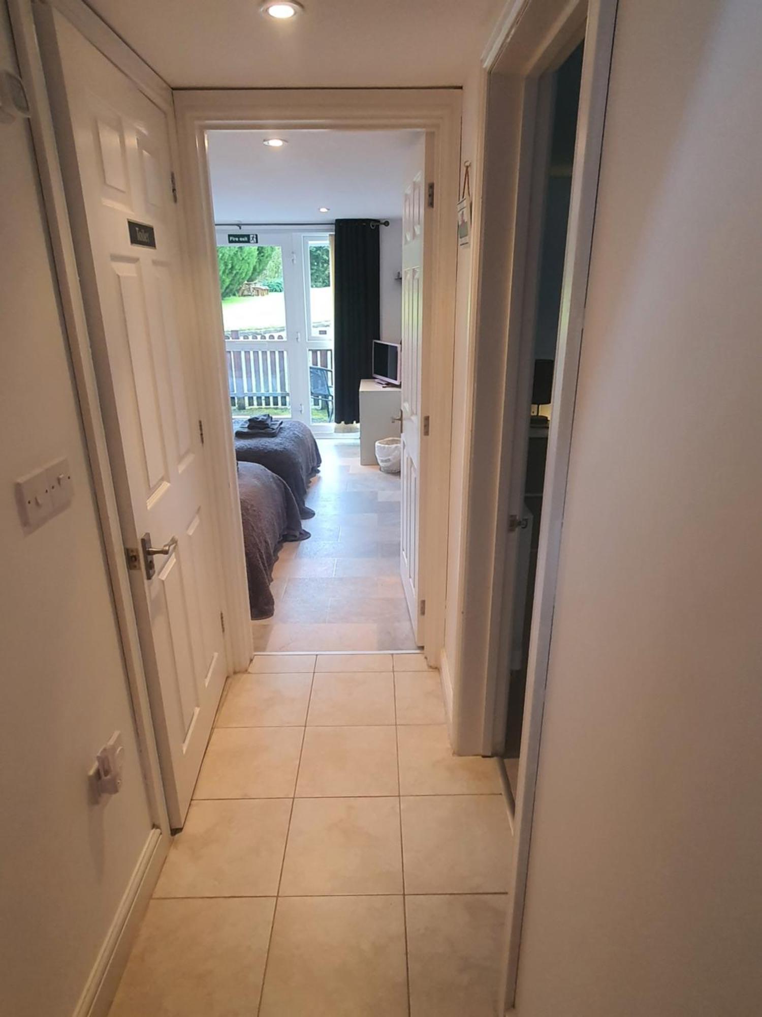 Idyllic 2 Bedroom Self-Contained Upsidedown Annexe Llandrindod Wells Bagian luar foto